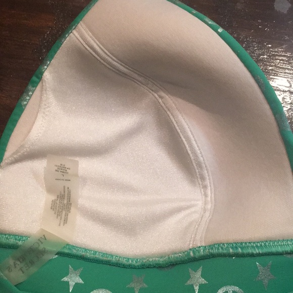 VS Triangle Suit Top - Picture 6 of 7